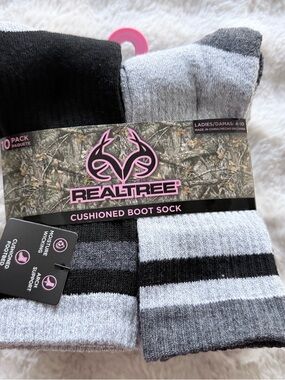 NWT Realtree women’s cushioned boot sock 10 pack- Fits shoe size 4-10